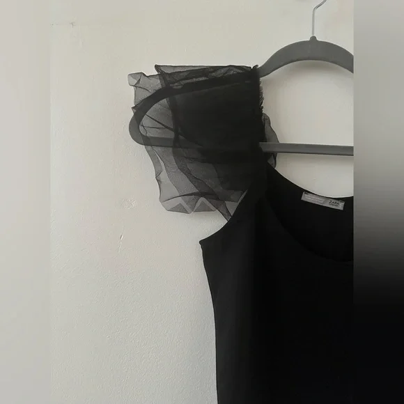 Zara Black Tank Top Mesh sleeve details - Picture 5 of 7